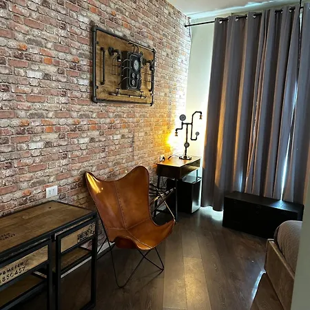 Lame & Comfy 3* Bologna