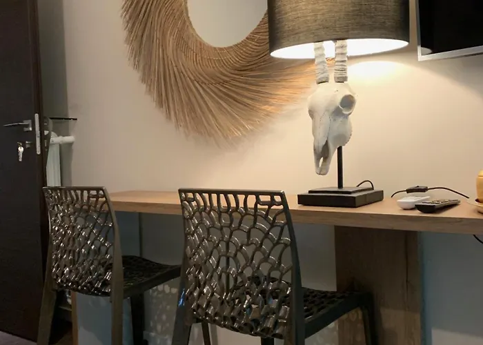 Lame 37 Couette-café 3*